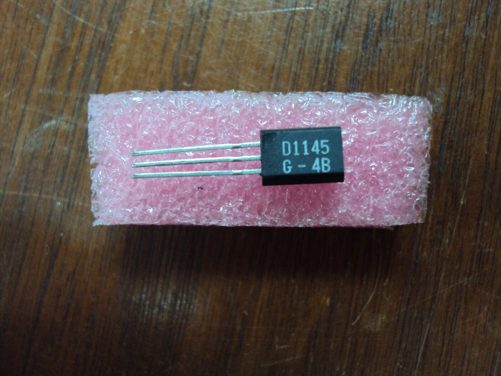 2SD1145   NPN Epitaxial Planar Silicon Transistor, High-current Driver   nos