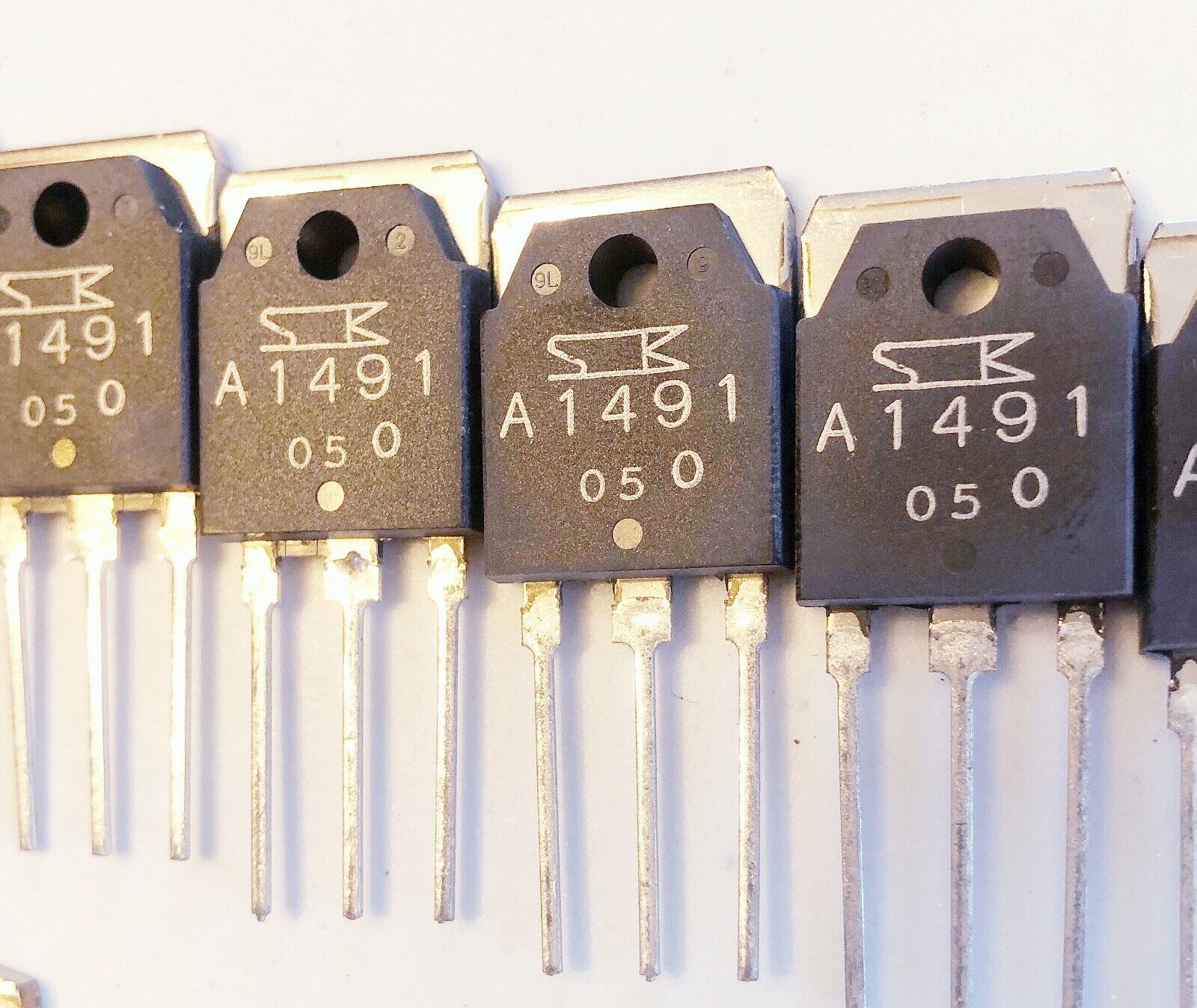 2 pcs SANKEN 2SA1491 A1491 PNP Bipolar Power Transistor -140V  -10A  100W