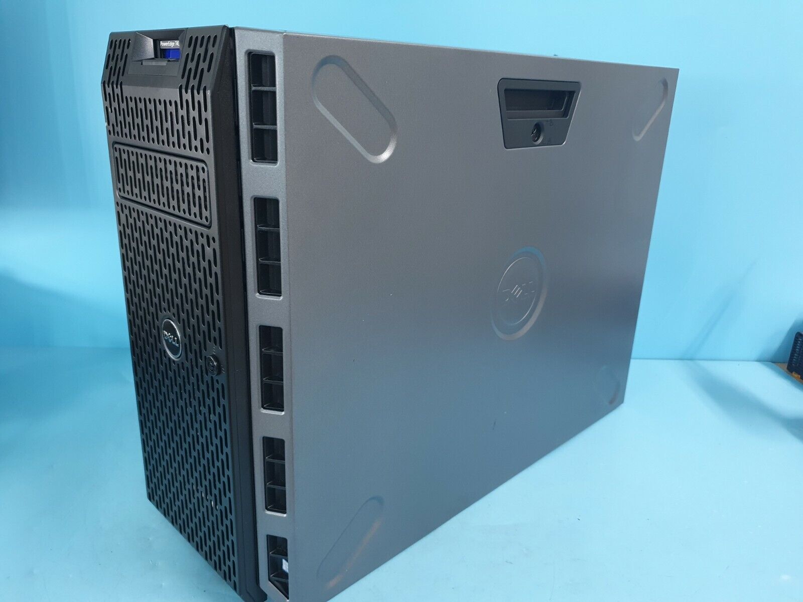 Dell PowerEdge T430 Intel(R) Xeon(R) CPU E5-2630 V3 (2 Pro) , 112GB Workstation