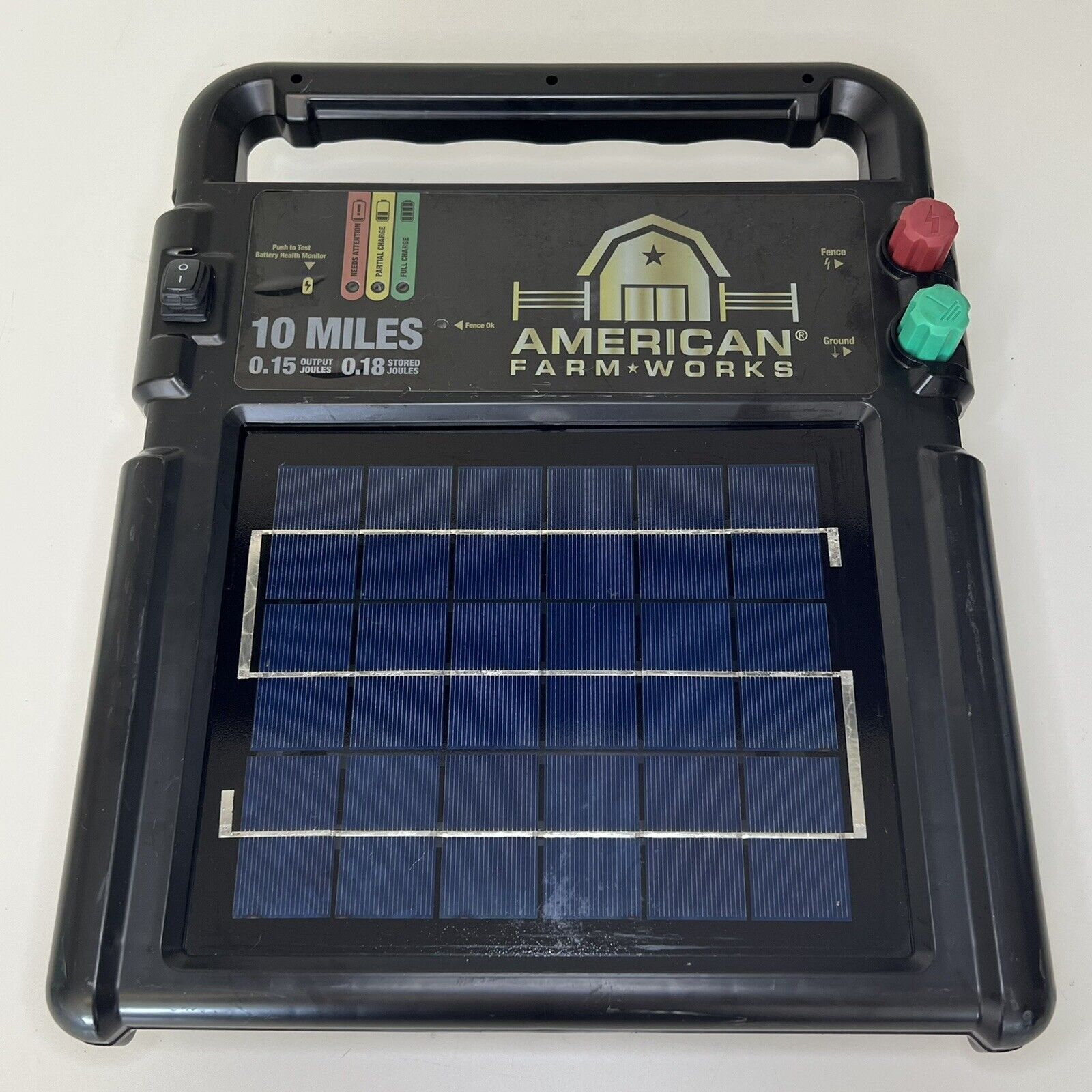 American Farm Works 10 Miles Solar Electric Fence Controller Low Impedance Rare